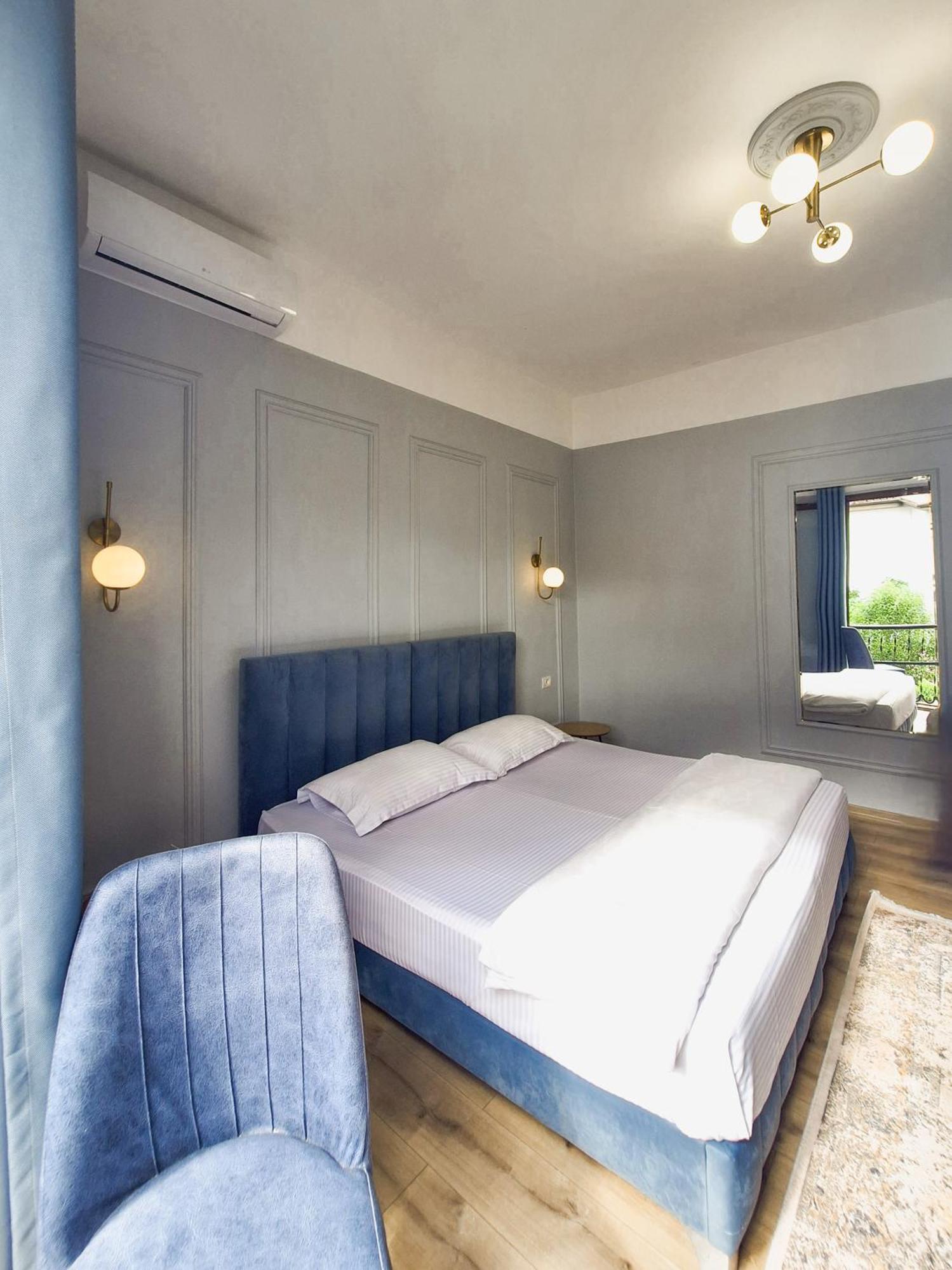 Villa Mishel Suites Berat Buitenkant foto